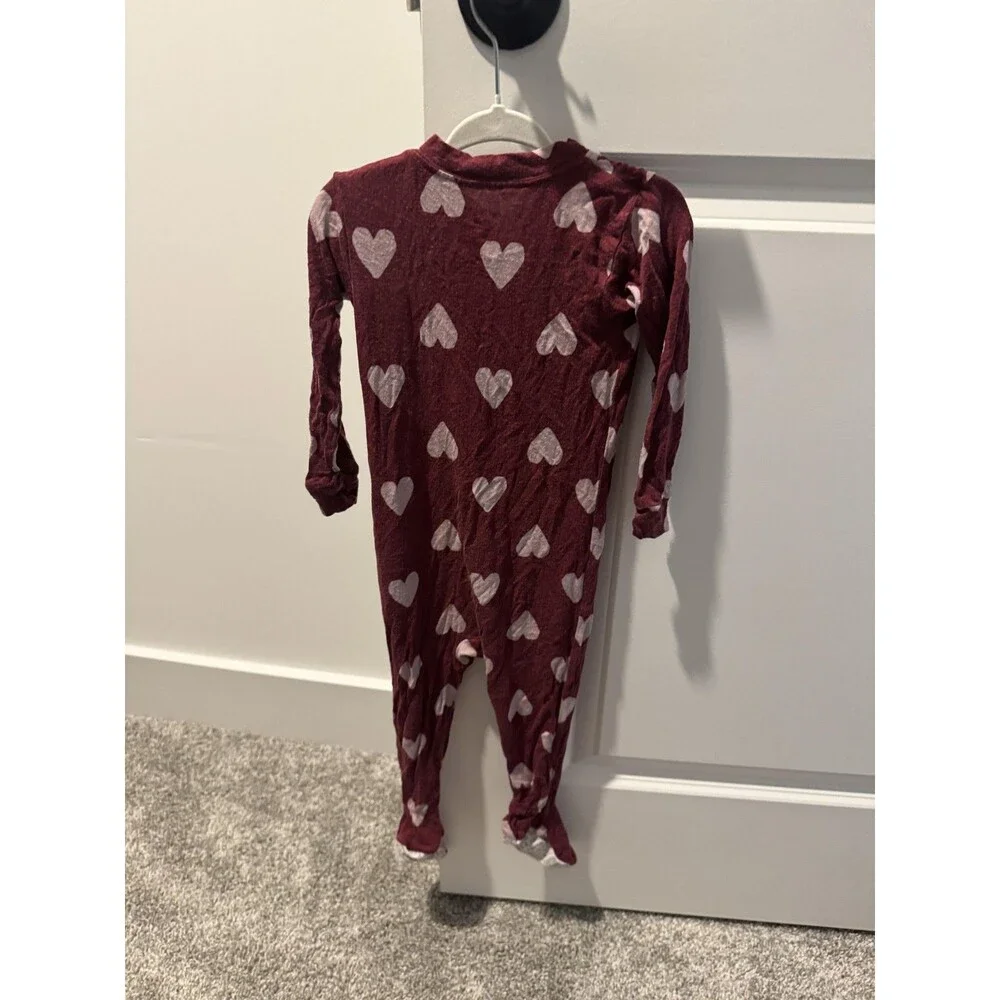 Carter's Footed Pajamas Baby Girls 12M Red Heart Zip One Piece Sleeper